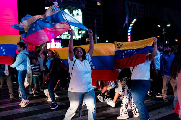 Habitat en Danger à l'Ère Contemporaine : Quelles Innovantes Alternatives ?